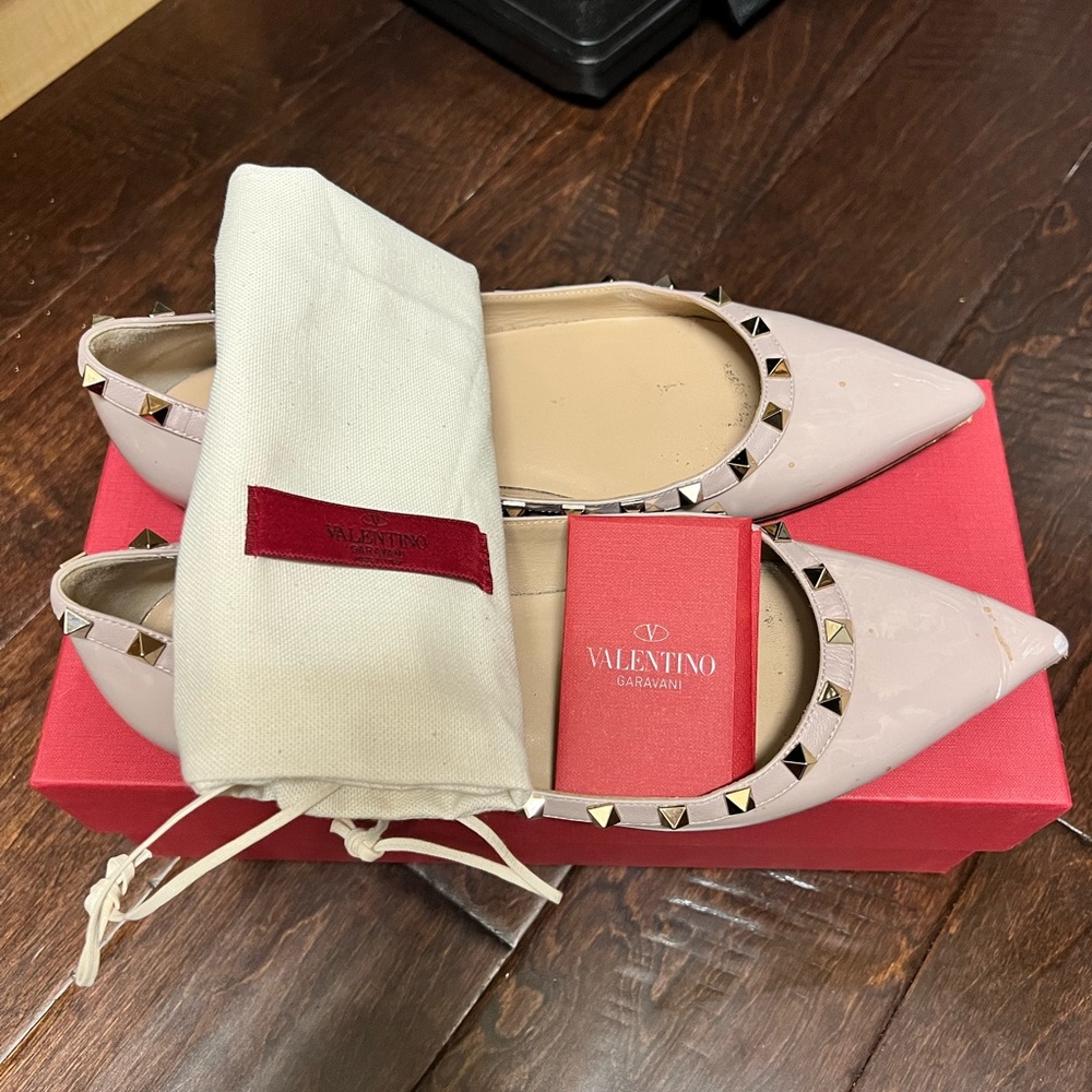 Nude Rockstud Valentino flats size 40